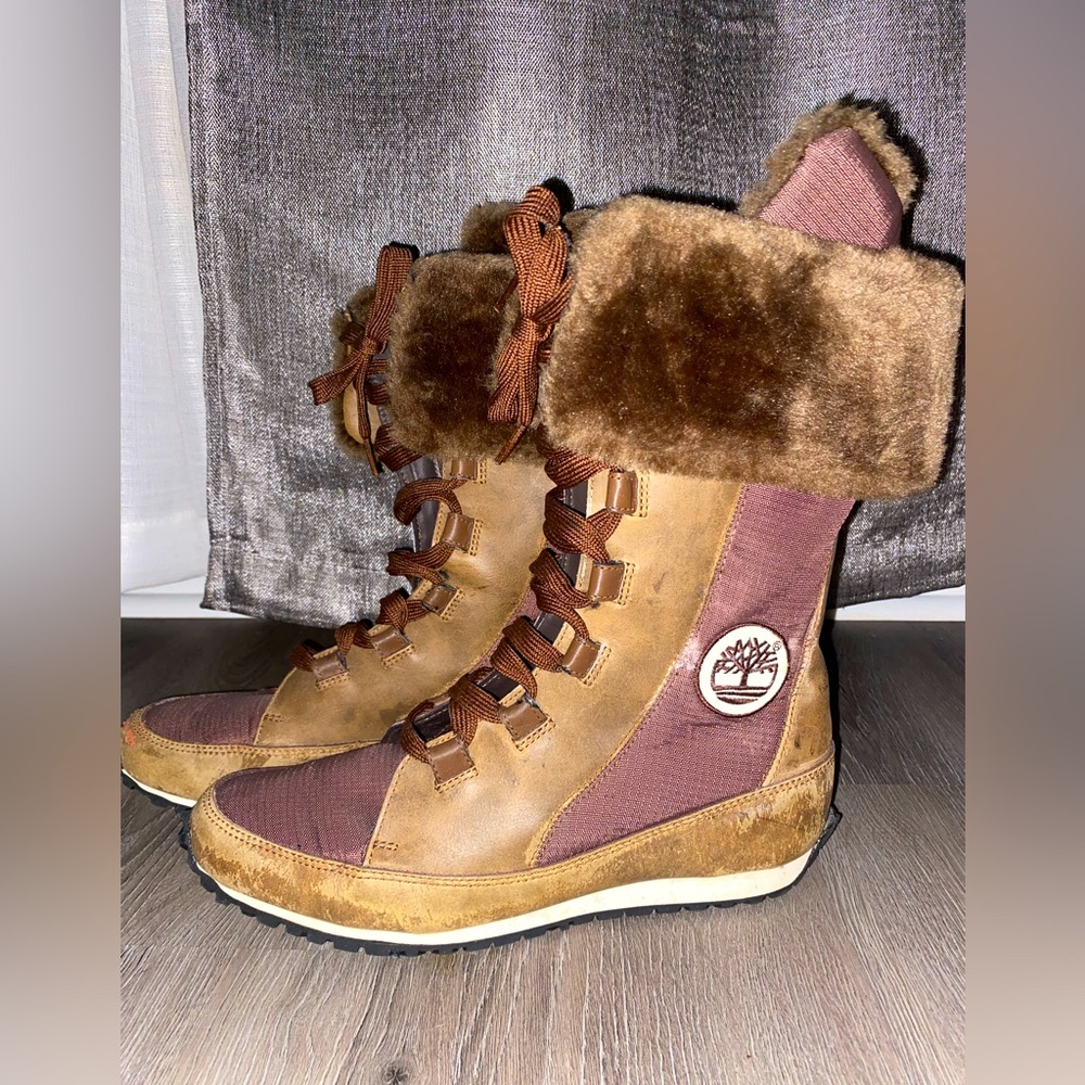 TIMBERLAND SNOW BOOT SIZE 9.5